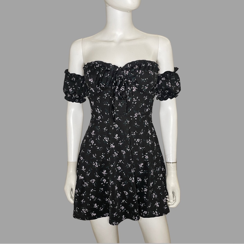 Prettylittlething Off The Shoulder Floral Print Skater‎ Girl Dress
